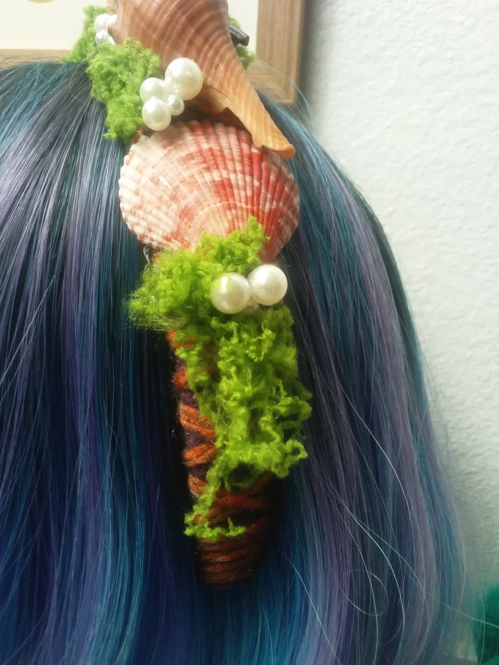 Seashell Pearl Moss Crown Headband